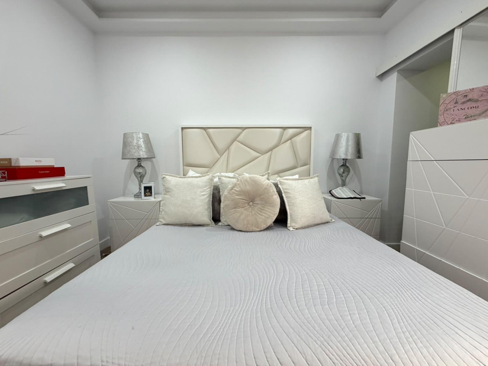 Kaupunkipientalo Torrevieja, Alicante, Espanja 2 makuuhuonetta, 80 m2 No. 196974