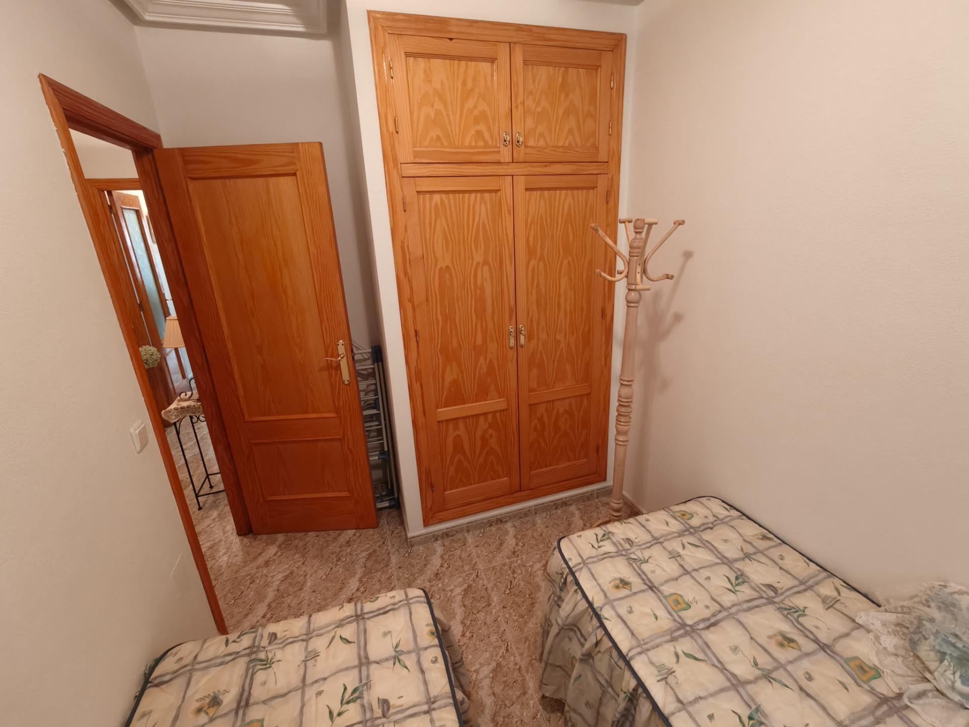 Appartamento a Torrevieja, Alicante, Spagna 2 camere da letto, 74 mq. N° 196976