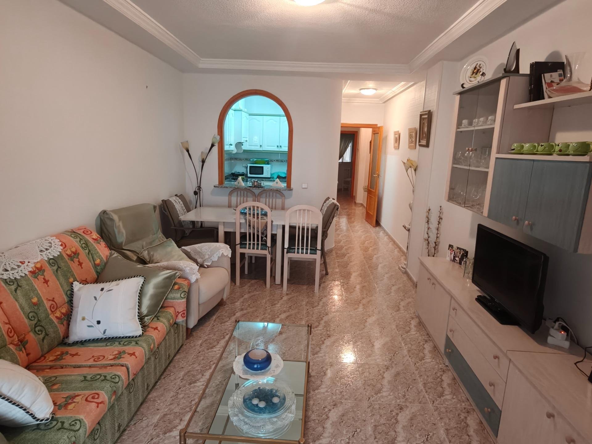 Appartamento a Torrevieja, Alicante, Spagna 2 camere da letto, 74 mq. N° 196976