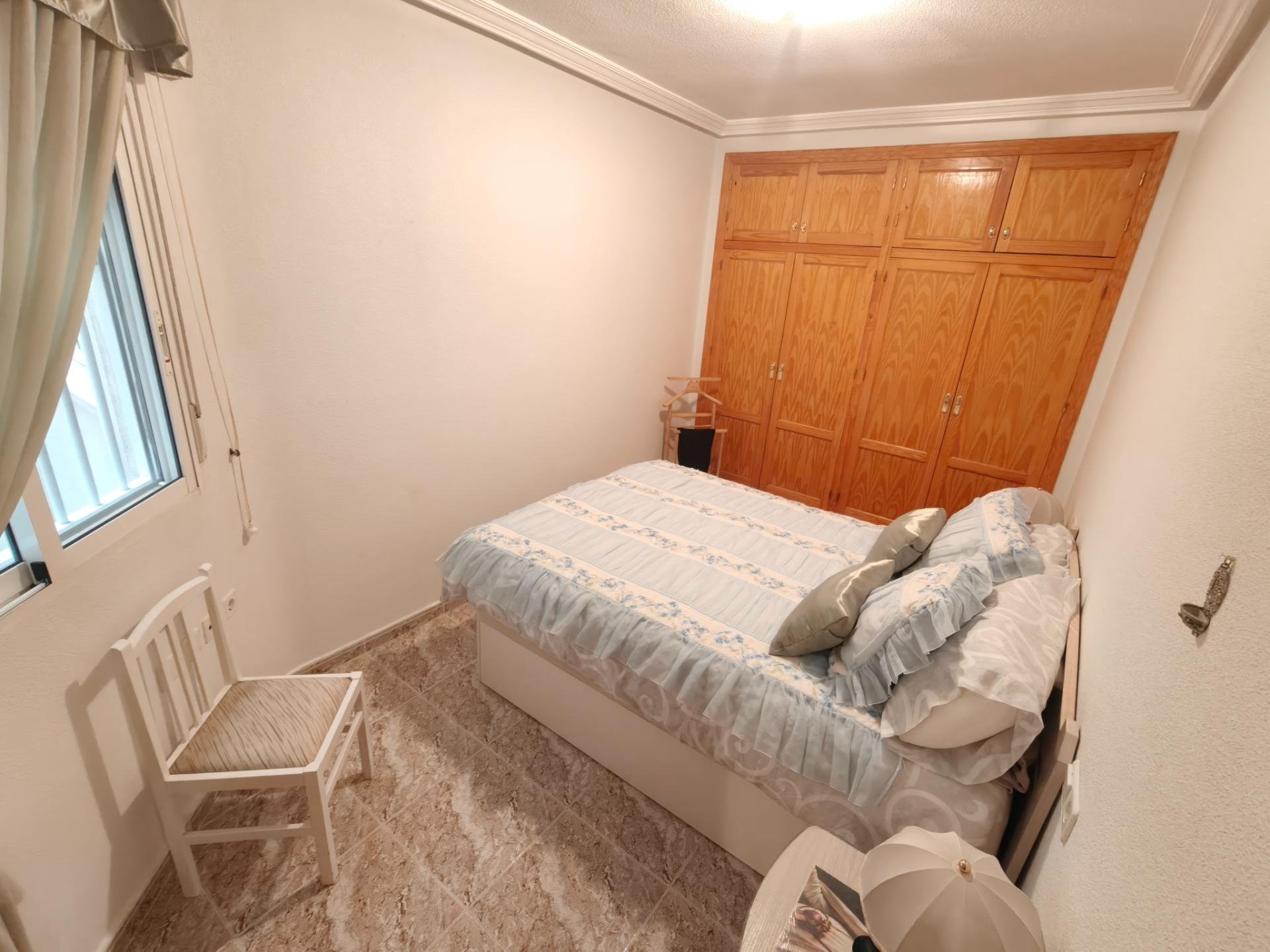 Appartamento a Torrevieja, Alicante, Spagna 2 camere da letto, 74 mq. N° 196976