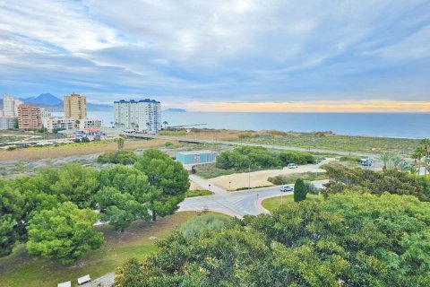 Apartament w El Campello, Alicante, Hiszpania 2 sypialnie, 105 mkw. nr 180769