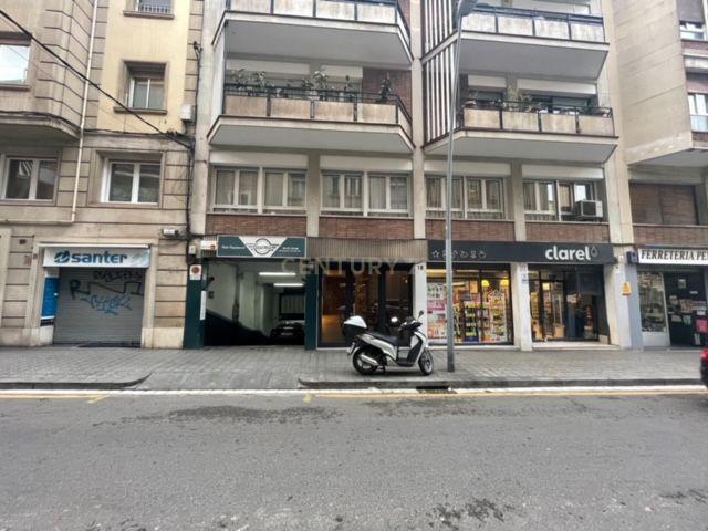 Komerciāls īpašums Barcelona, Spānijā 326 m2 Nr. 167218