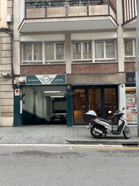 Komerciāls īpašums Barcelona, Spānijā 326 m2 Nr. 167218