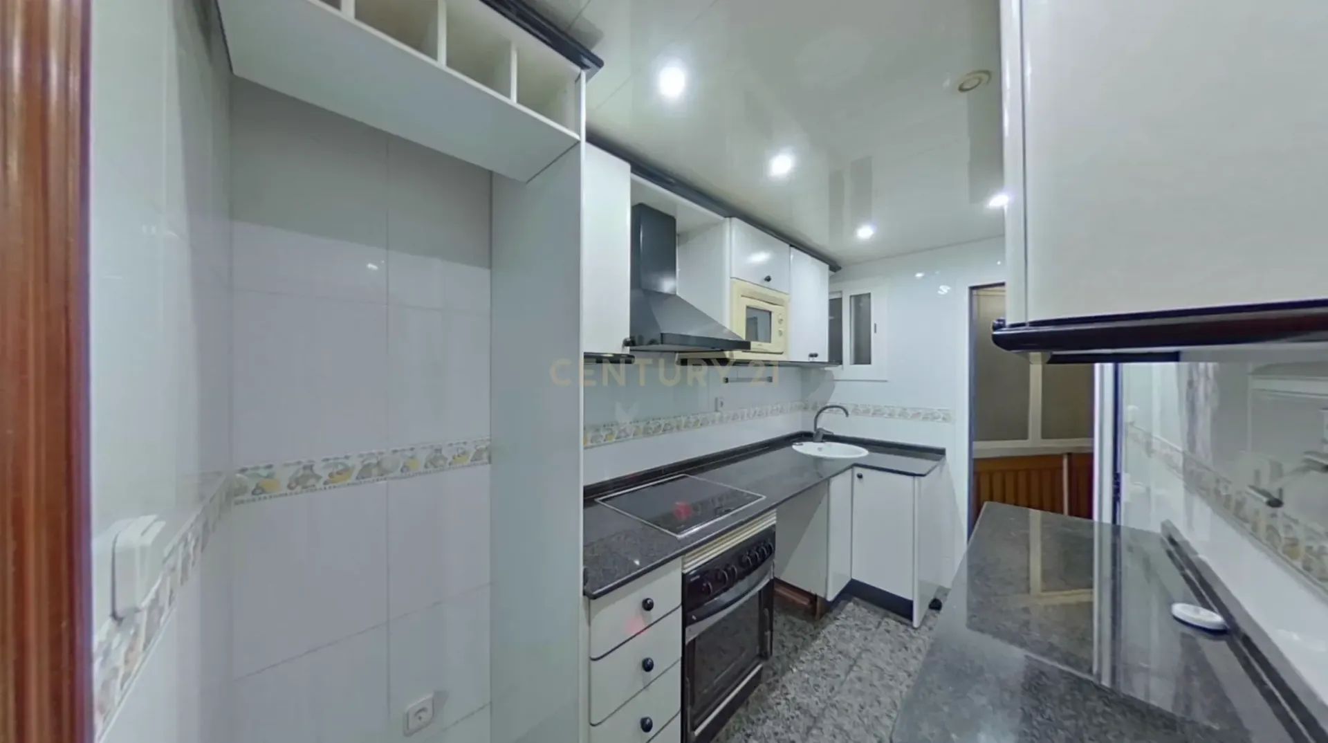 Apartment à El Masnou, Barcelona, Espagne 3 chambres, 77 m2 No. 167221