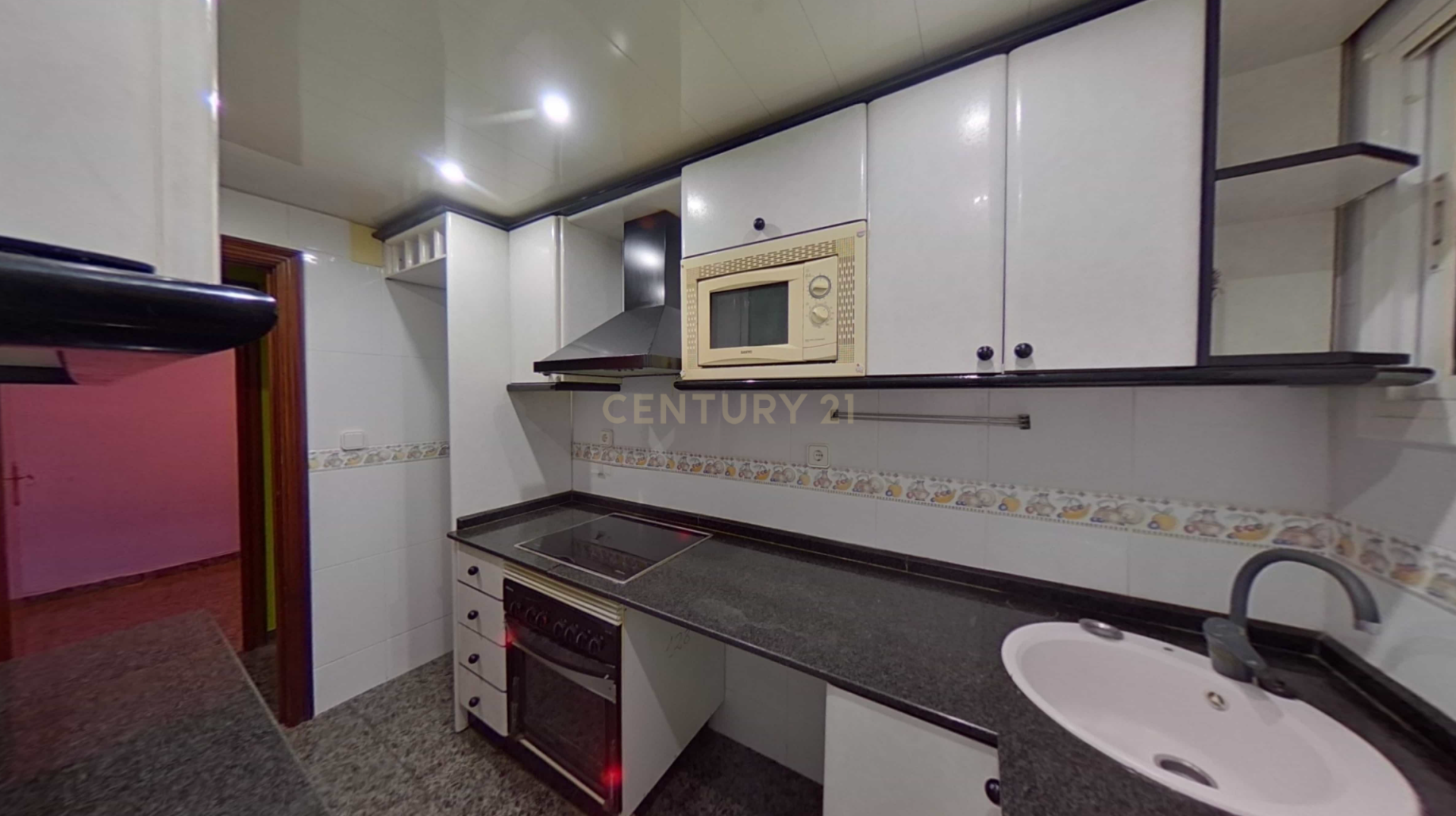 Apartment à El Masnou, Barcelona, Espagne 3 chambres, 77 m2 No. 167221