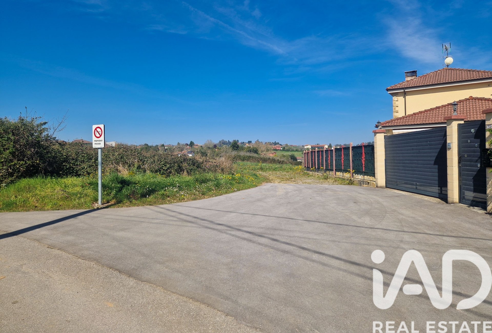 Land plot in Siero, Asturias, Spain 1251.48 sq.m. No. 185005