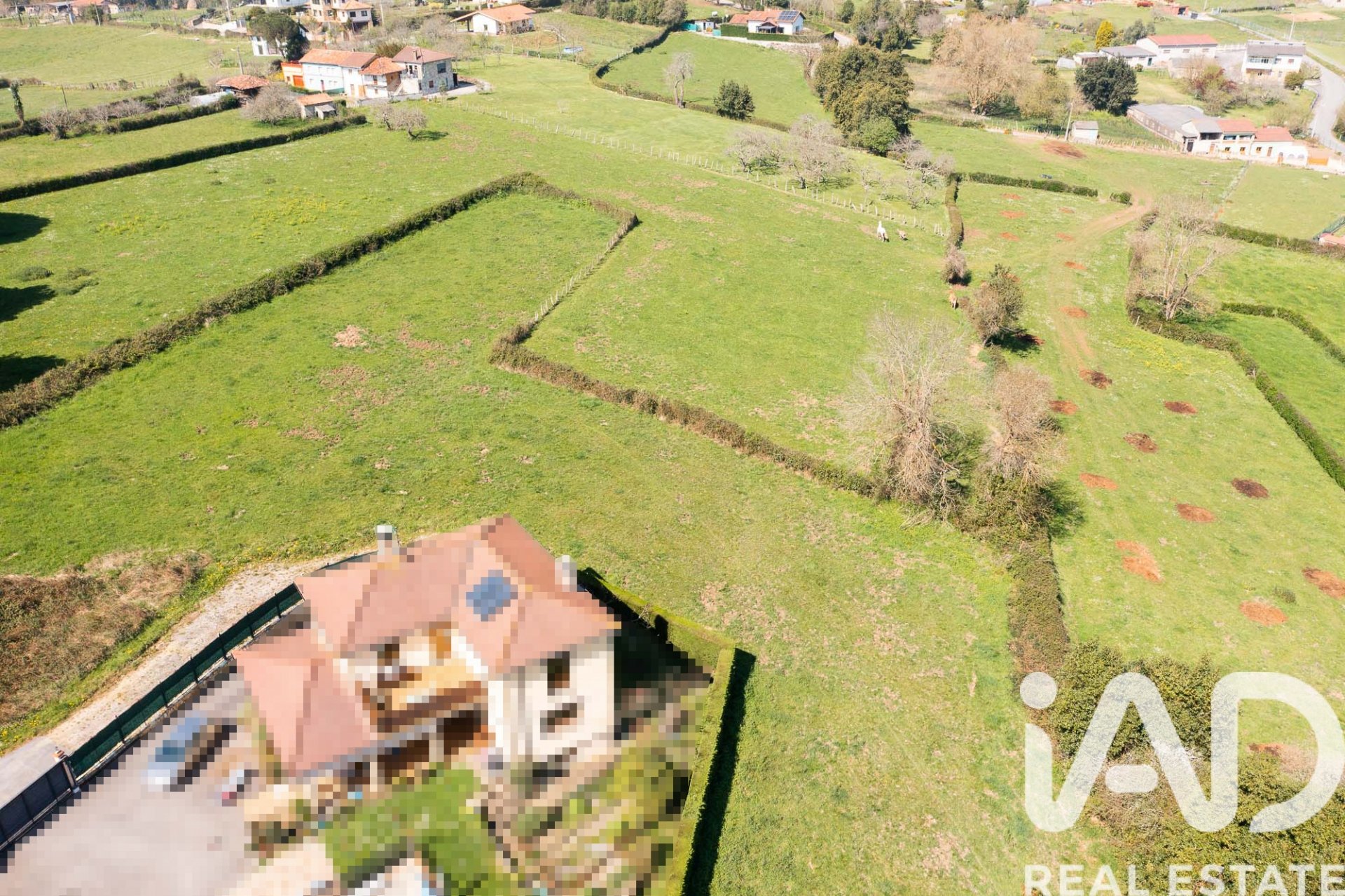 Land plot in Siero, Asturias, Spain 1251.8 sq.m. No. 185006