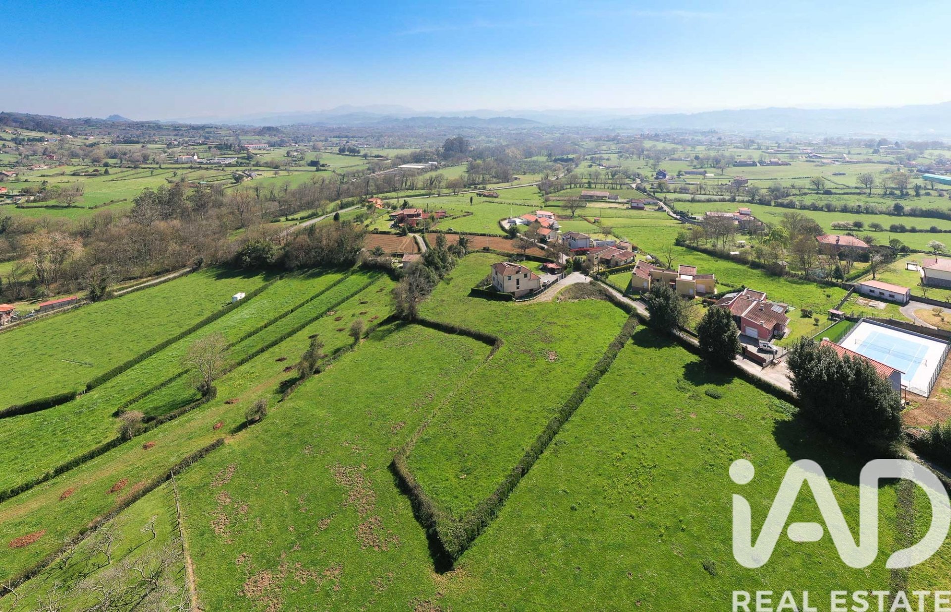 Land plot in Siero, Asturias, Spain 1251.8 sq.m. No. 185006