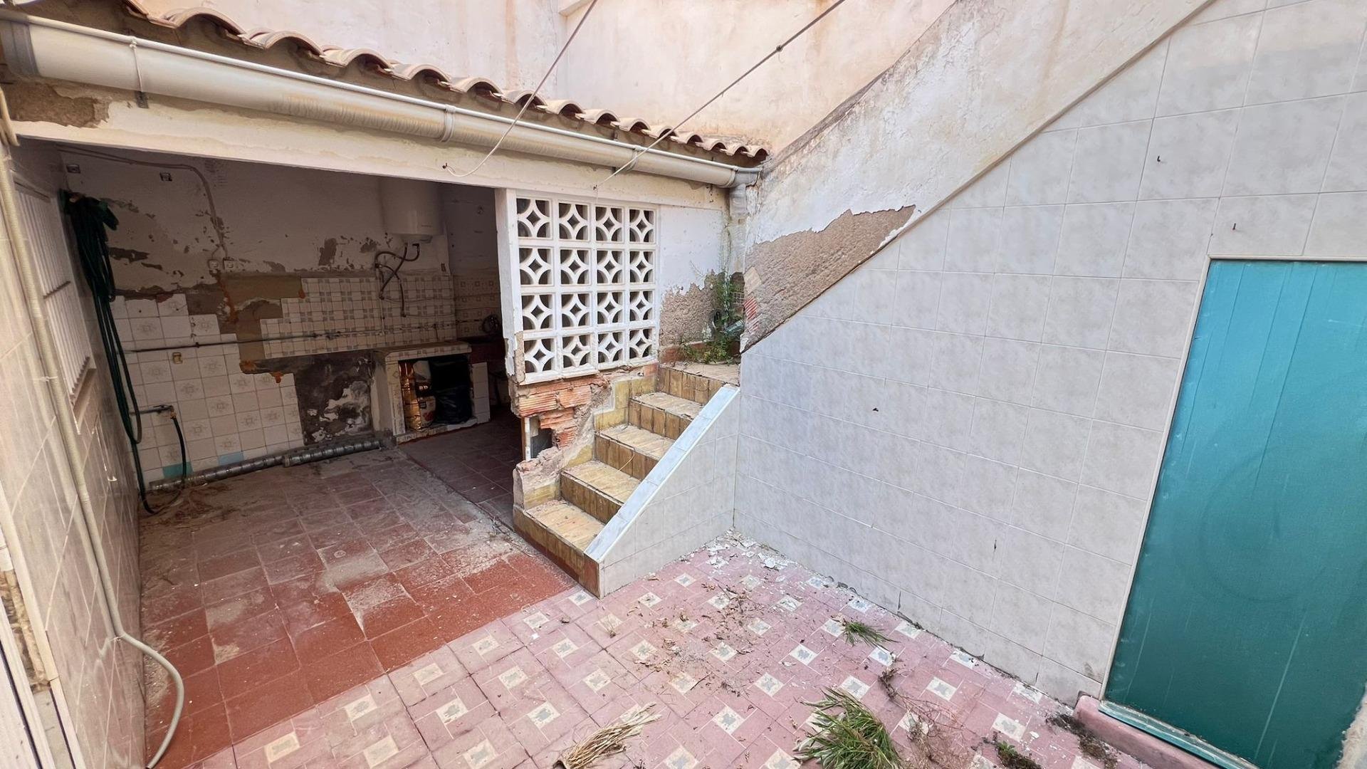 Appartamento a Torrevieja, Alicante, Spagna 4 camere da letto, 120 mq. N° 155683