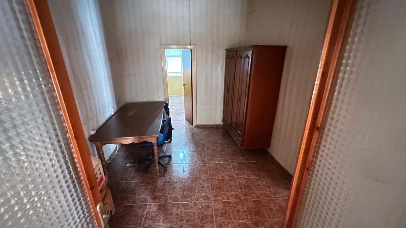 Appartamento a Torrevieja, Alicante, Spagna 4 camere da letto, 120 mq. N° 155683