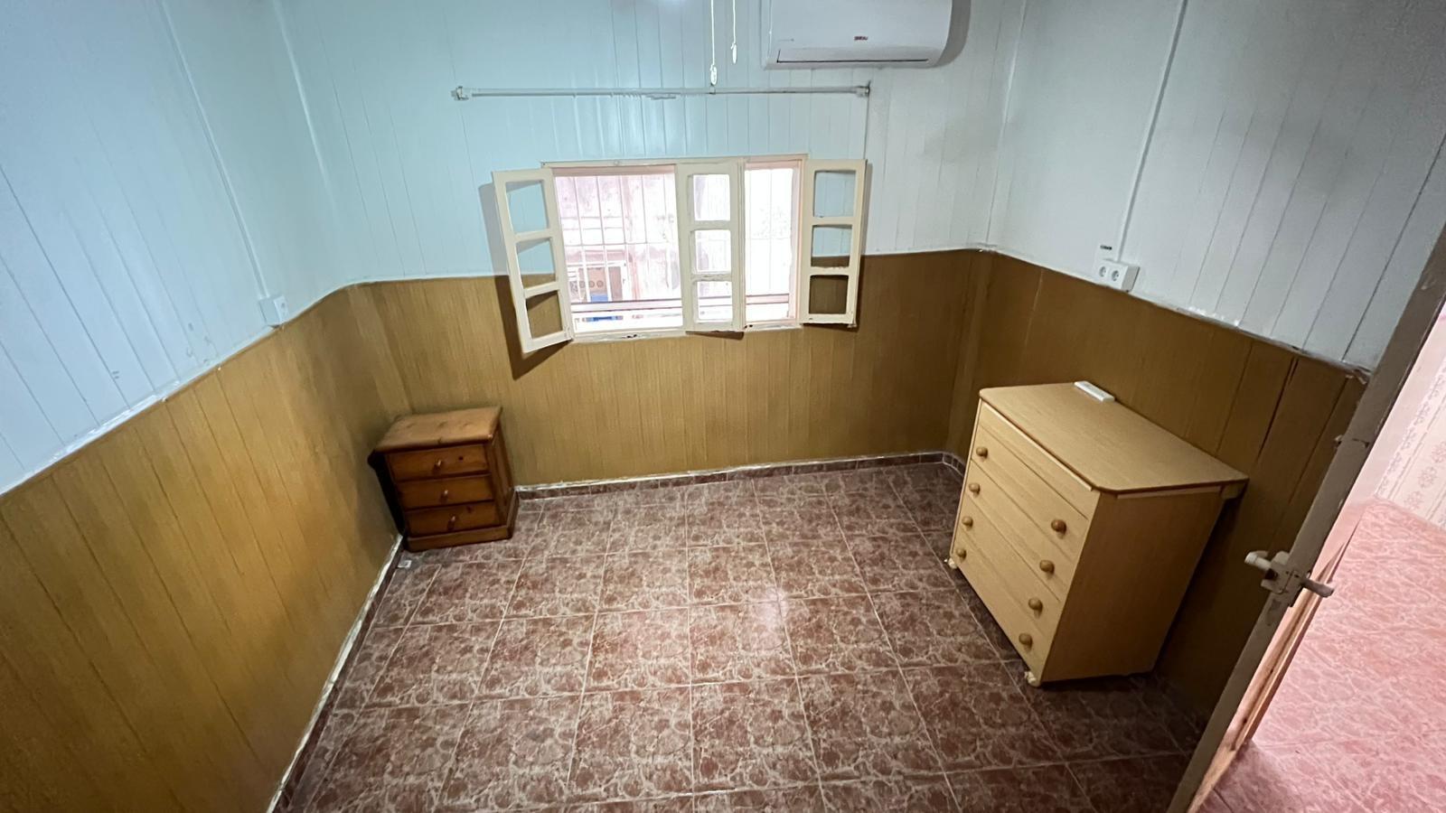 Appartamento a Torrevieja, Alicante, Spagna 4 camere da letto, 120 mq. N° 155683