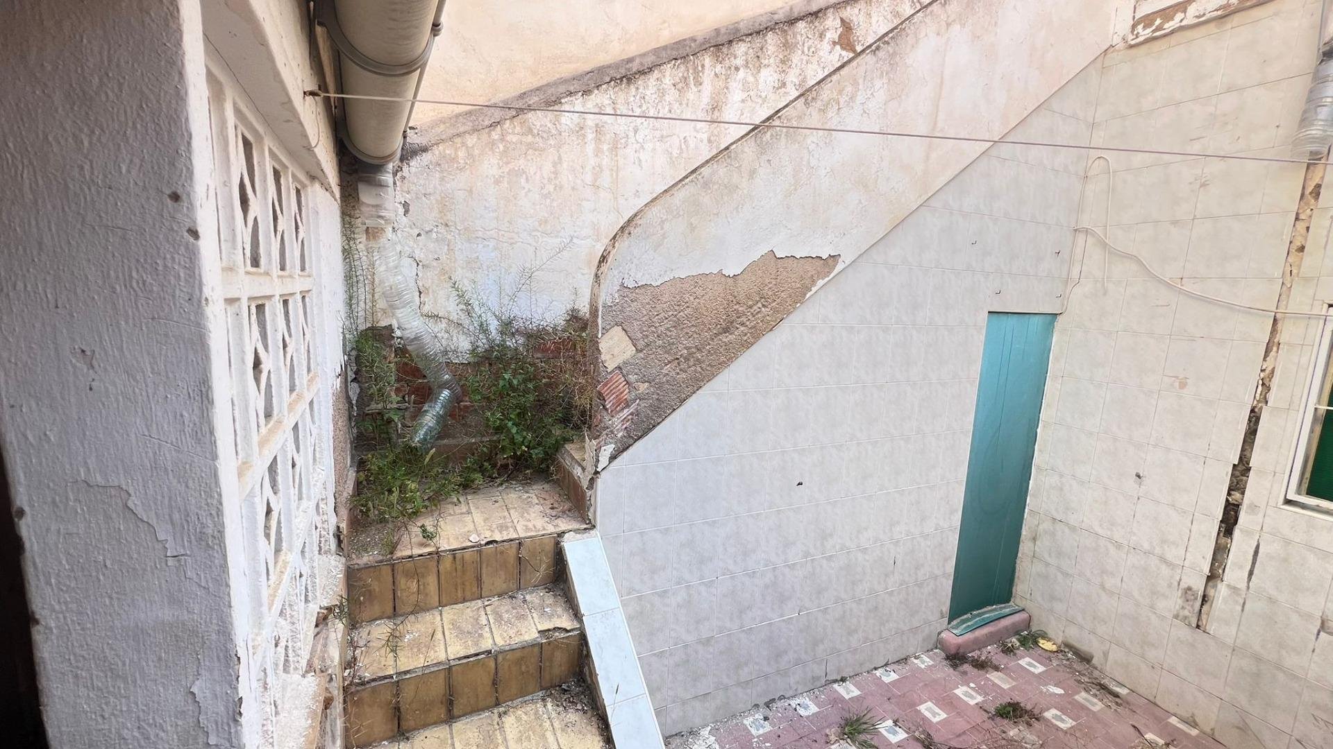 Appartamento a Torrevieja, Alicante, Spagna 4 camere da letto, 120 mq. N° 155683