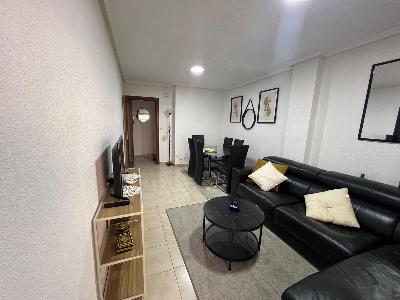 Appartamento a Torrevieja, Alicante, Spagna 3 camere da letto, 110 mq. N° 155686