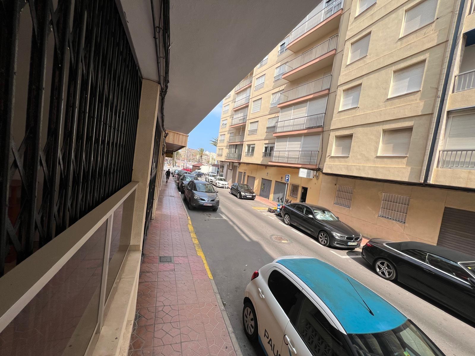 Appartamento a Torrevieja, Alicante, Spagna 3 camere da letto, 110 mq. N° 155686