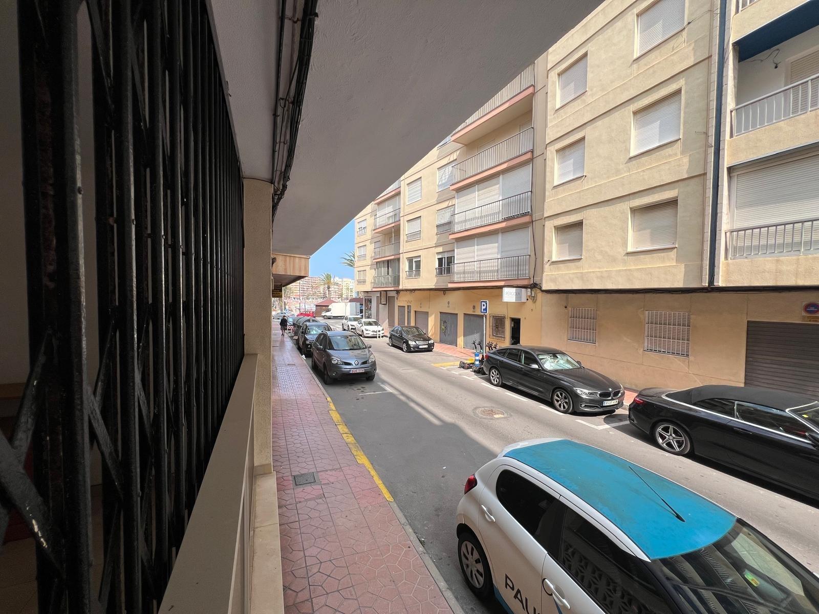Appartamento a Torrevieja, Alicante, Spagna 3 camere da letto, 110 mq. N° 155686
