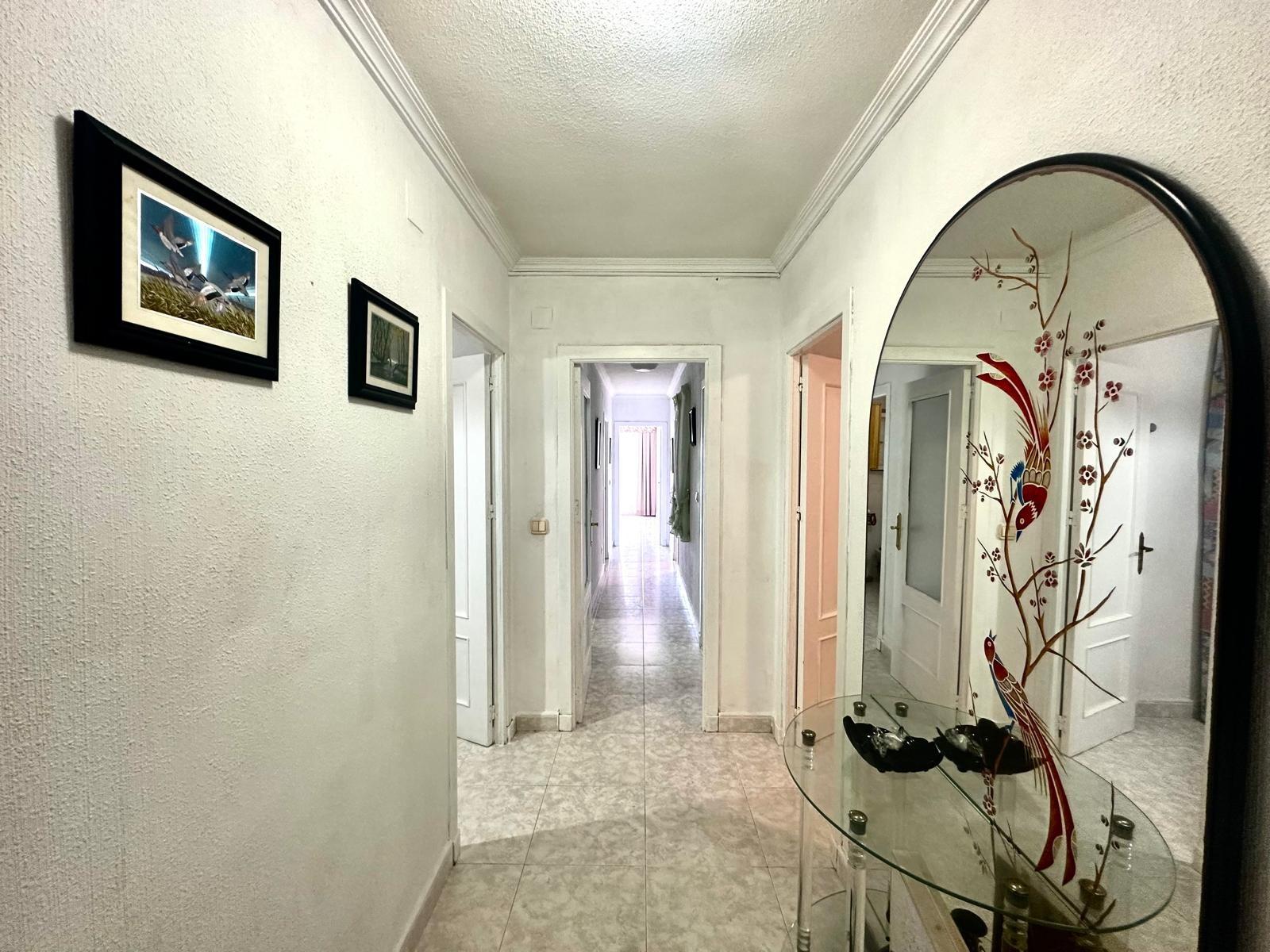 Huoneisto Torrevieja, Alicante, Espanja 3 makuuhuonetta, 120 m2 No. 155687