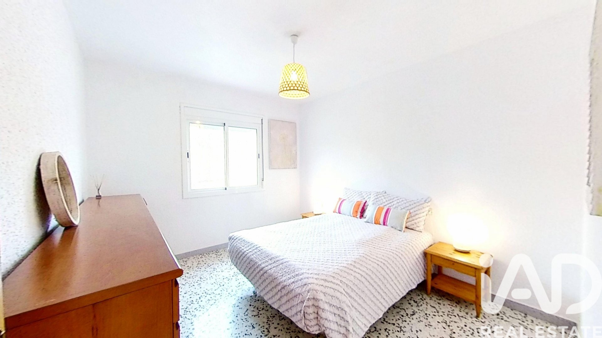 Дом в Ла-Бисбаль-дель-Пенедес, Таррагона, Испания 4 спальни, 160м2 №172296