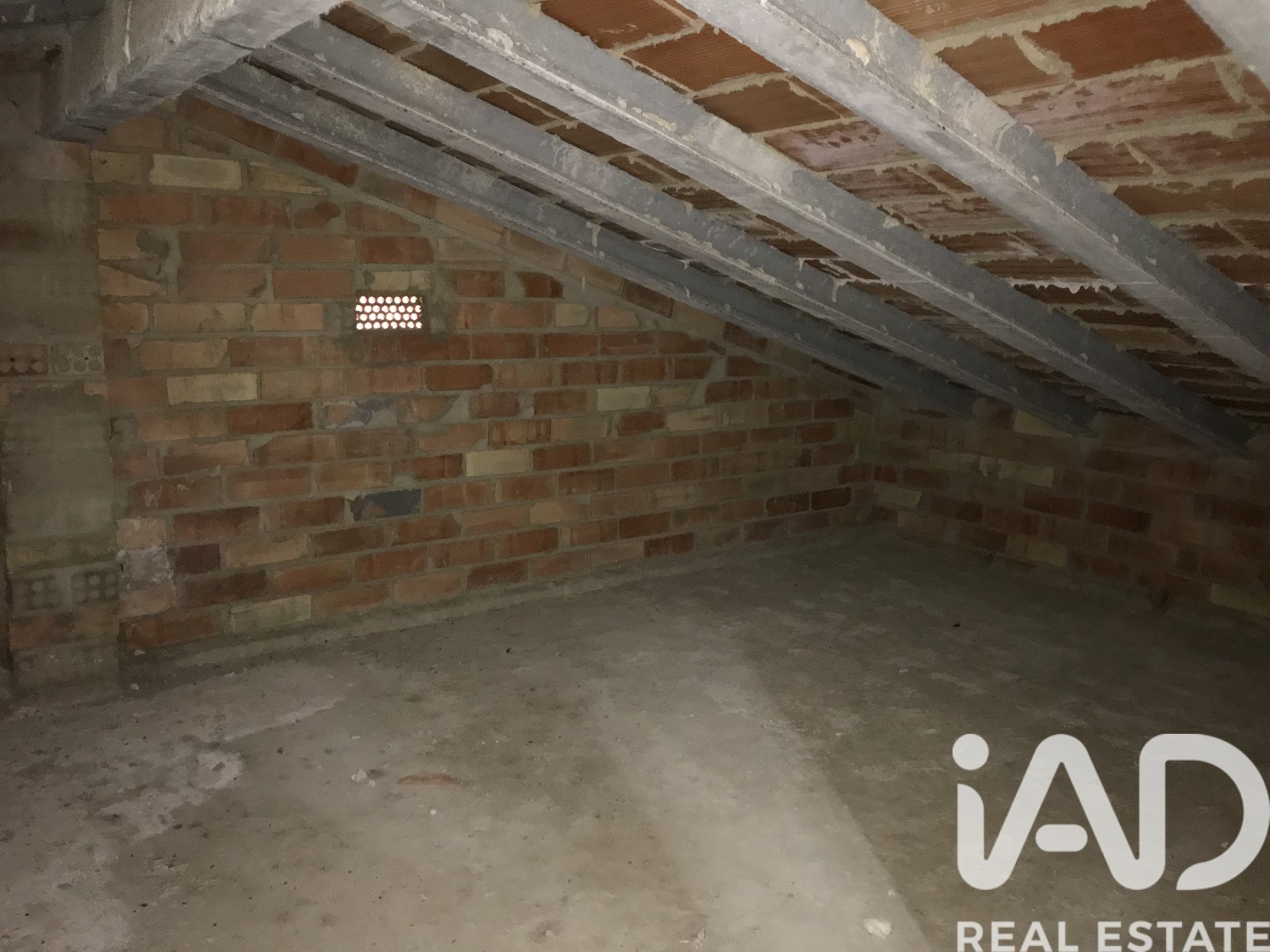 Дом в Ла-Бисбаль-дель-Пенедес, Таррагона, Испания 4 спальни, 160м2 №172296