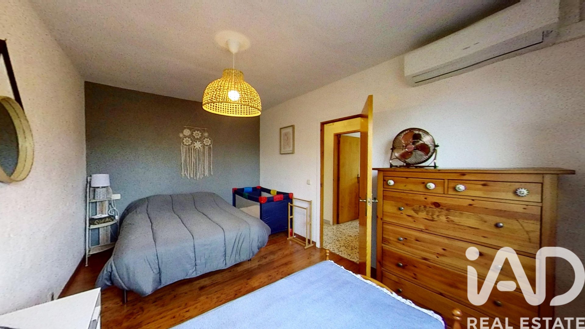 Дом в Ла-Бисбаль-дель-Пенедес, Таррагона, Испания 4 спальни, 160м2 №172296