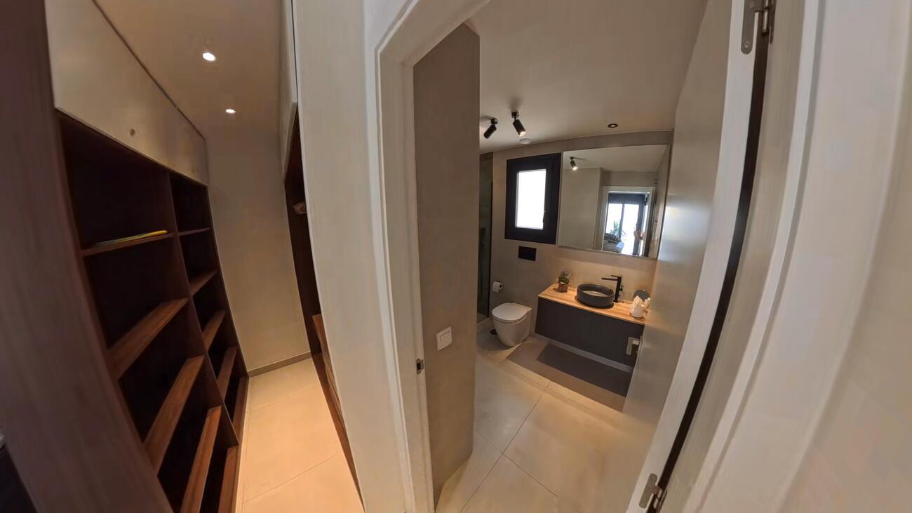 Apartamento en Torrevieja, Alicante, España 2 dormitorios, 93 m2 No. 194125
