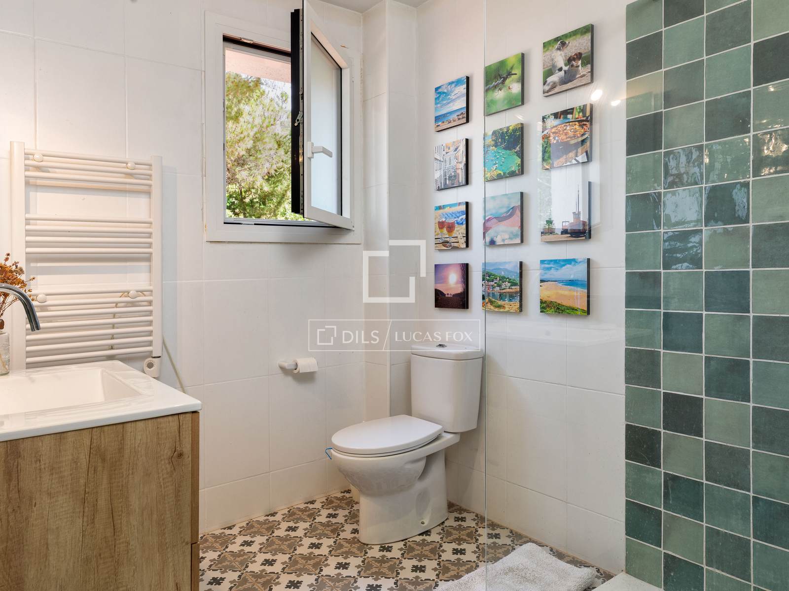 Villa a Cabrils, Barcelona, Spagna 5 camere da letto, 392 mq. N° 195600