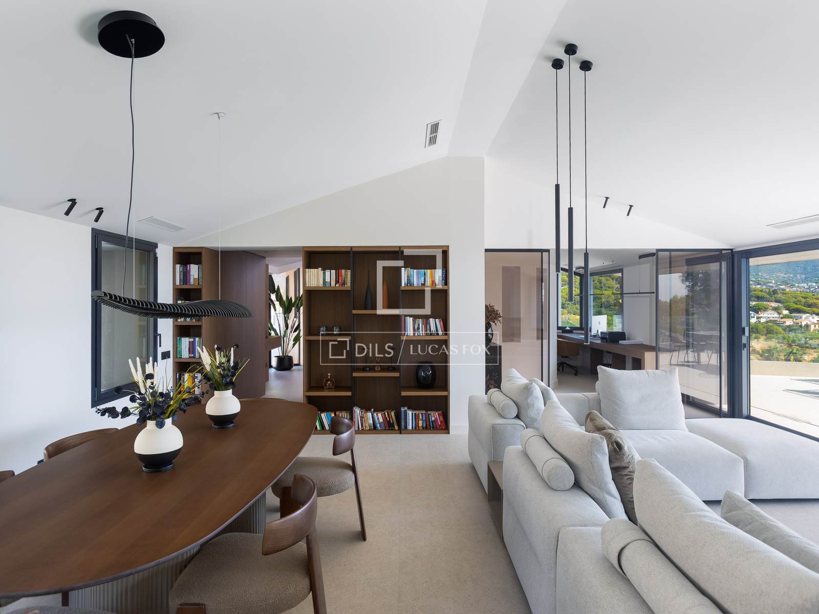 Villa in Premia De Dalt, Barcelona, Spain 5 bedrooms, 525 sq.m. No. 195599