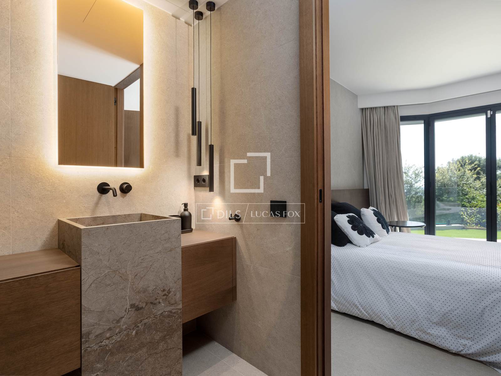 Villa in Premia De Dalt, Barcelona, Spain 5 bedrooms, 525 sq.m. No. 195599