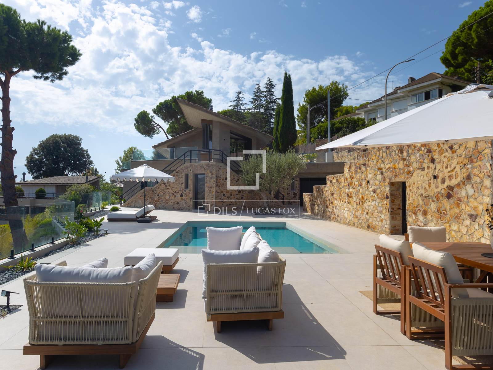 Villa in Premia De Dalt, Barcelona, Spain 5 bedrooms, 525 sq.m. No. 195599