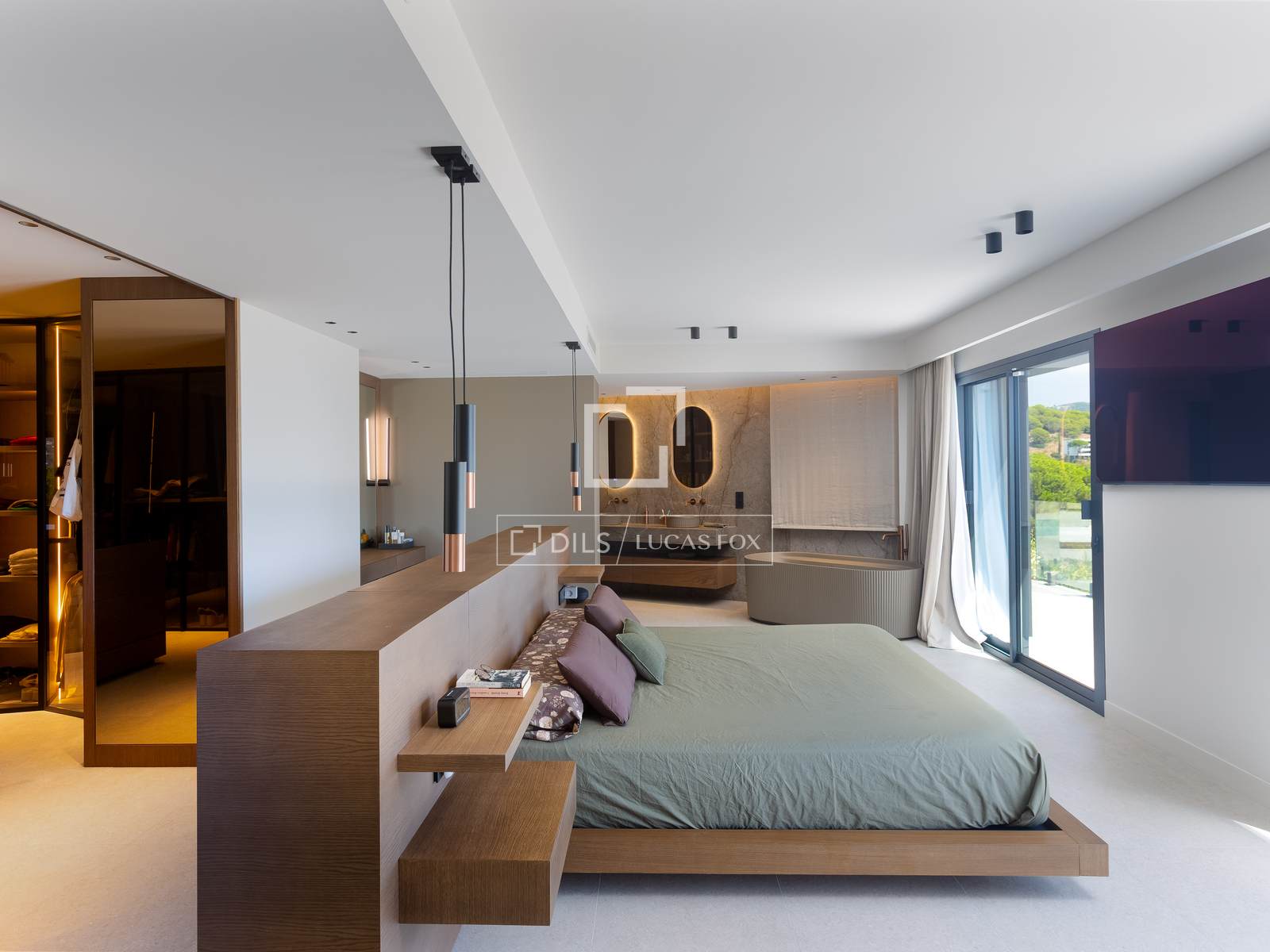 Villa in Premia De Dalt, Barcelona, Spain 5 bedrooms, 525 sq.m. No. 195599