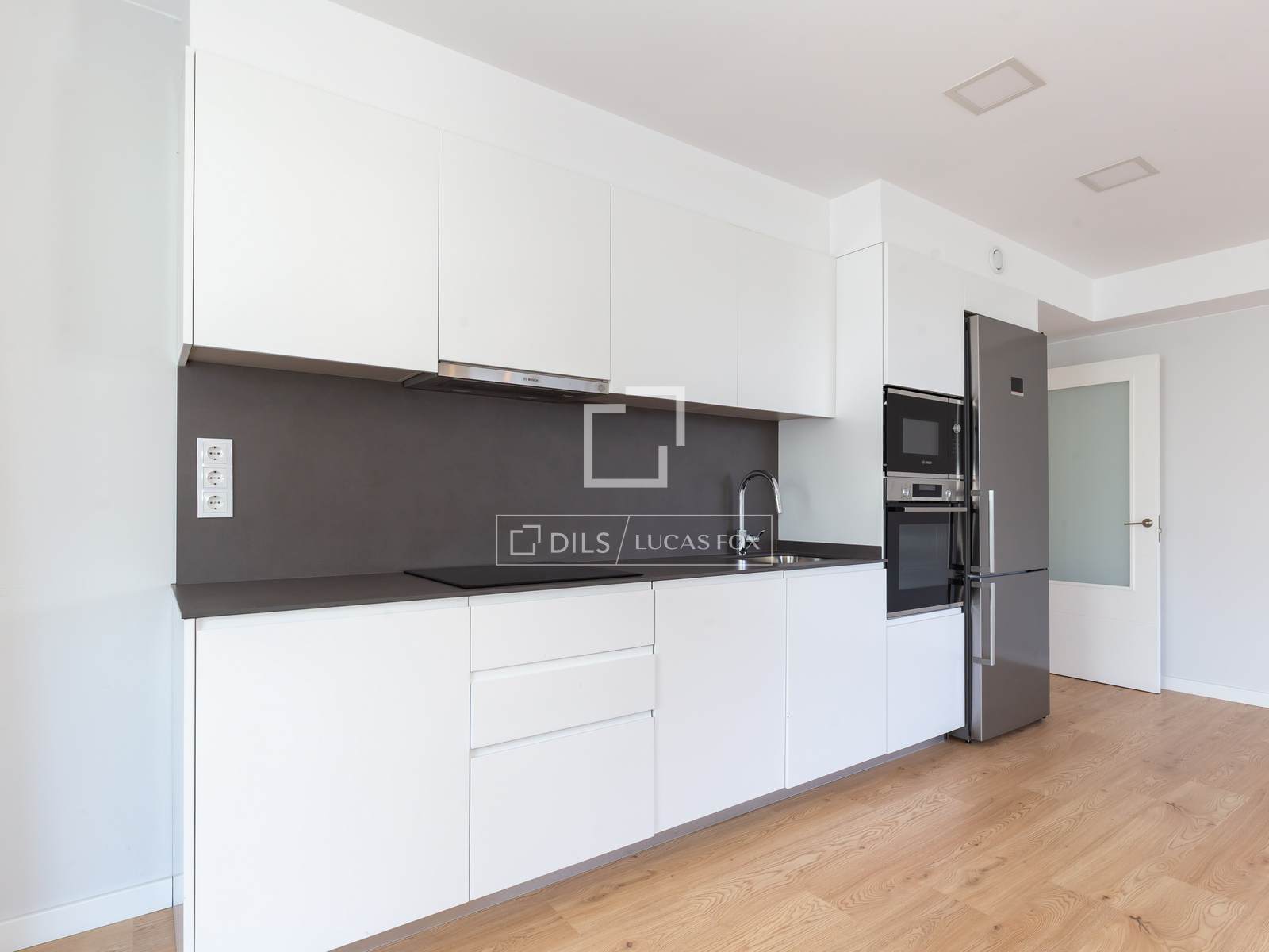 Appartamento a Esplugues de Llobregat, Barcelona, Spagna 2 camere da letto, 103 mq. N° 195598