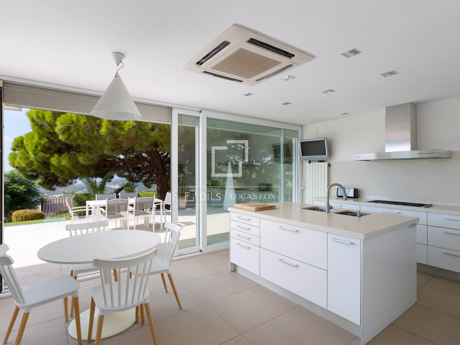 Villa in Sant Andreu de Llavaneres, Barcelona, Spain 5 bedrooms, 617 sq.m. No. 195601