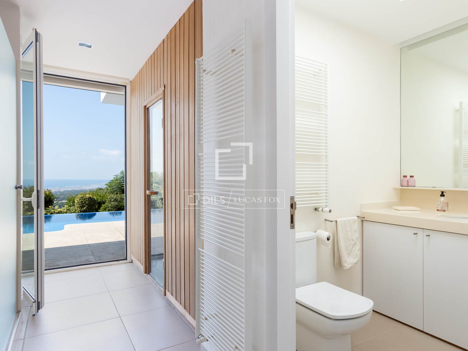 Villa in Sant Andreu de Llavaneres, Barcelona, Spain 5 bedrooms, 617 sq.m. No. 195601