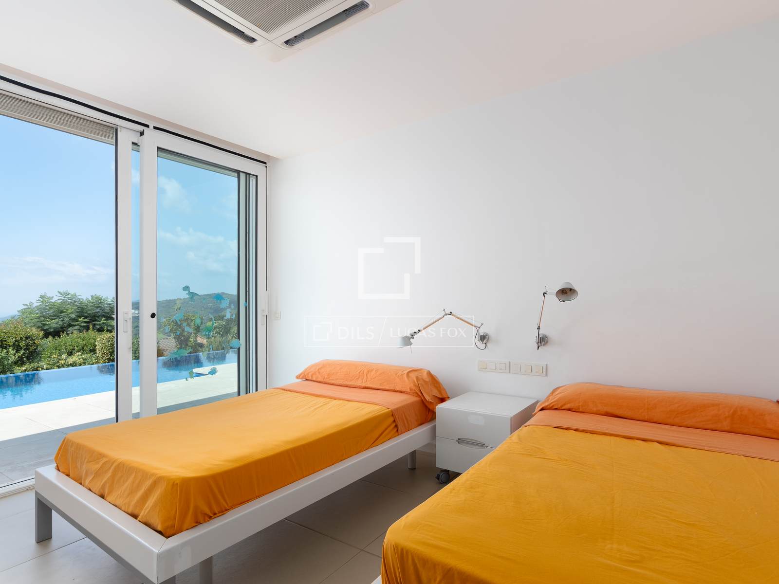 Villa in Sant Andreu de Llavaneres, Barcelona, Spain 5 bedrooms, 617 sq.m. No. 195601
