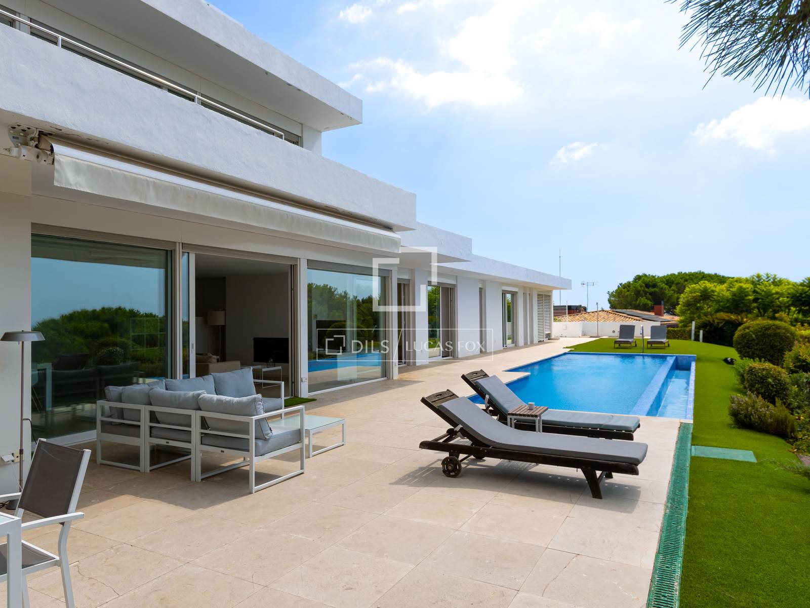 Villa in Sant Andreu de Llavaneres, Barcelona, Spain 5 bedrooms, 617 sq.m. No. 195601