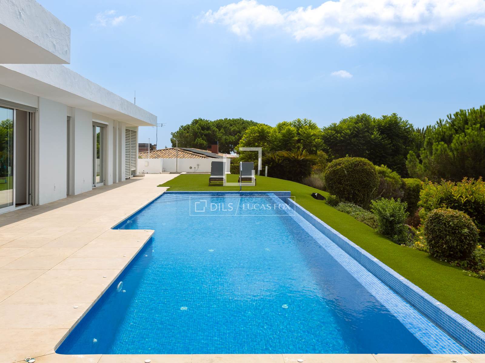 Villa in Sant Andreu de Llavaneres, Barcelona, Spain 5 bedrooms, 617 sq.m. No. 195601