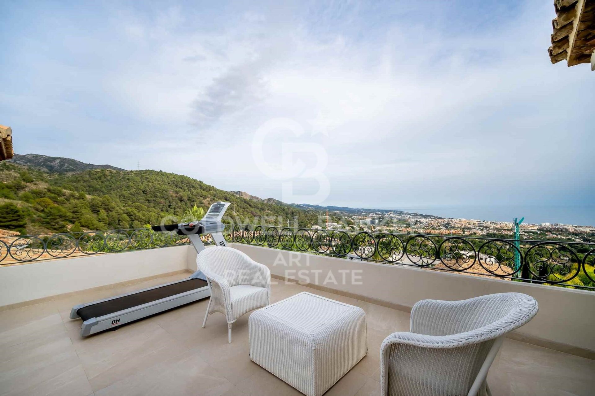 Villa in Marbella, Malaga, Spain 6 bedrooms, 868 sq.m. No. 158670