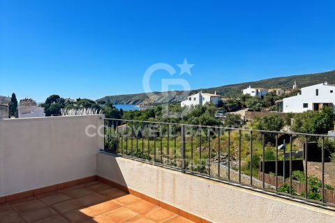 House à Cadaques, Girona, Espagne 4 chambres, 202 m2 No. 158671