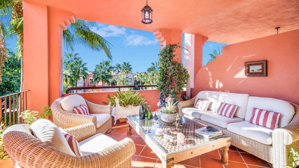 Apartment à Marbella, Malaga, Espagne 3 chambres, 200 m2 No. 172035