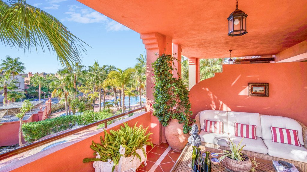 Apartment à Marbella, Malaga, Espagne 3 chambres, 200 m2 No. 172035