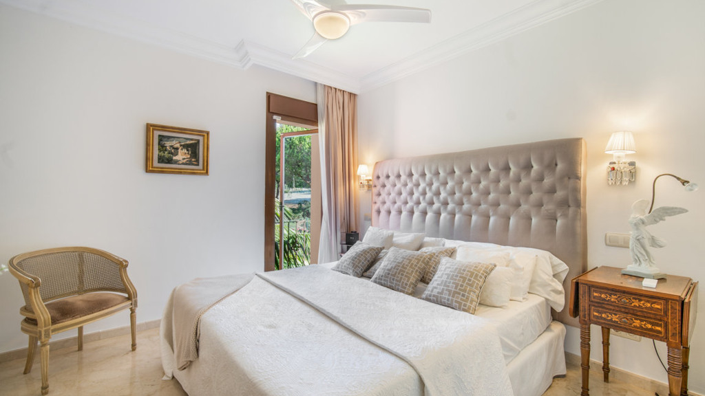 Apartment à Marbella, Malaga, Espagne 3 chambres, 200 m2 No. 172035