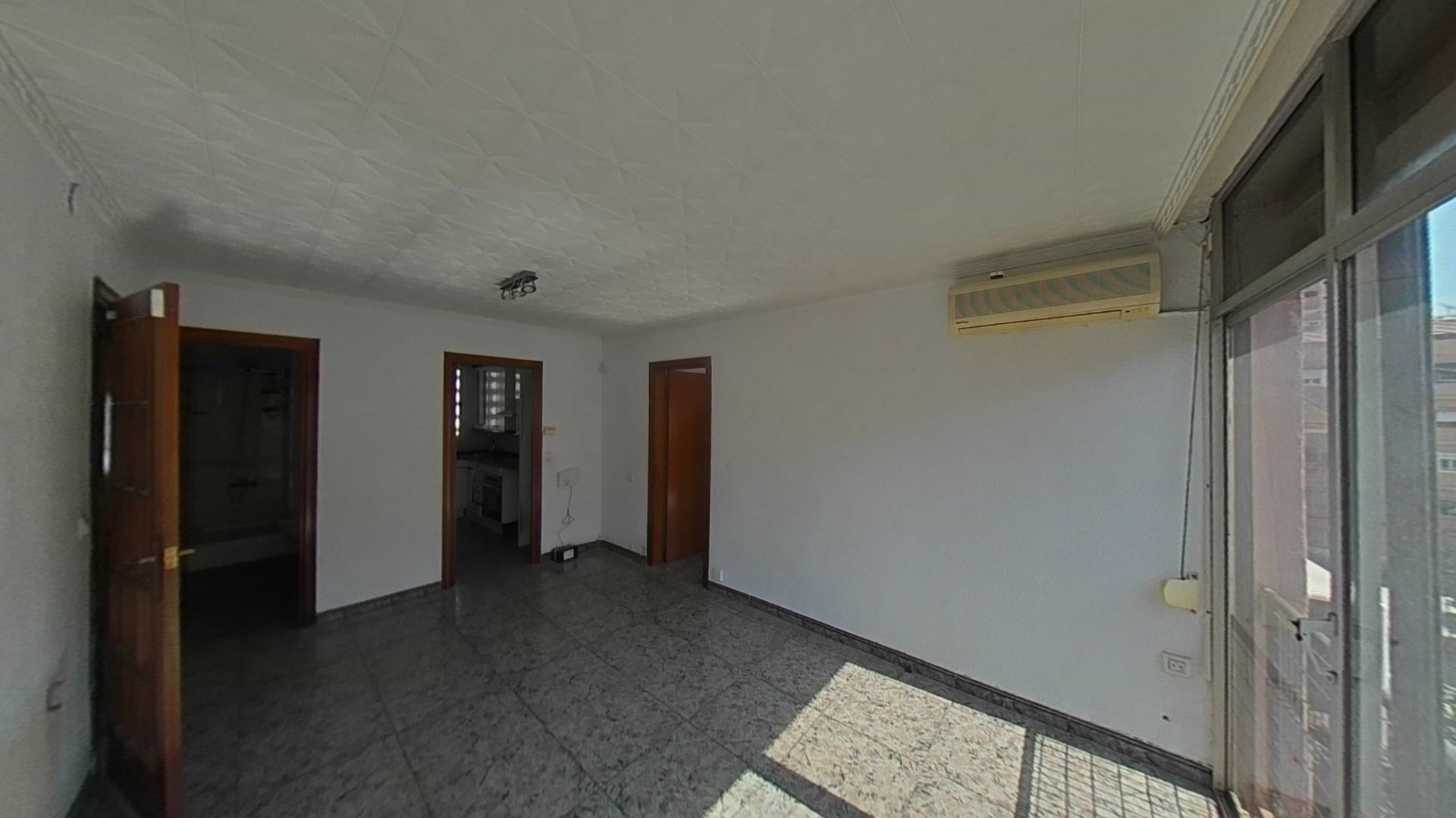 Apartament w Badalona, Barcelona, Hiszpania 3 sypialnie, 50 mkw. nr 172034
