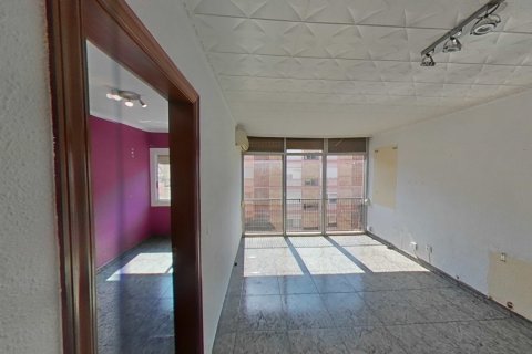 Dzīvoklis Badalona, Barcelona, Spānijā 3 istabas, 50 m2 Nr. 172034