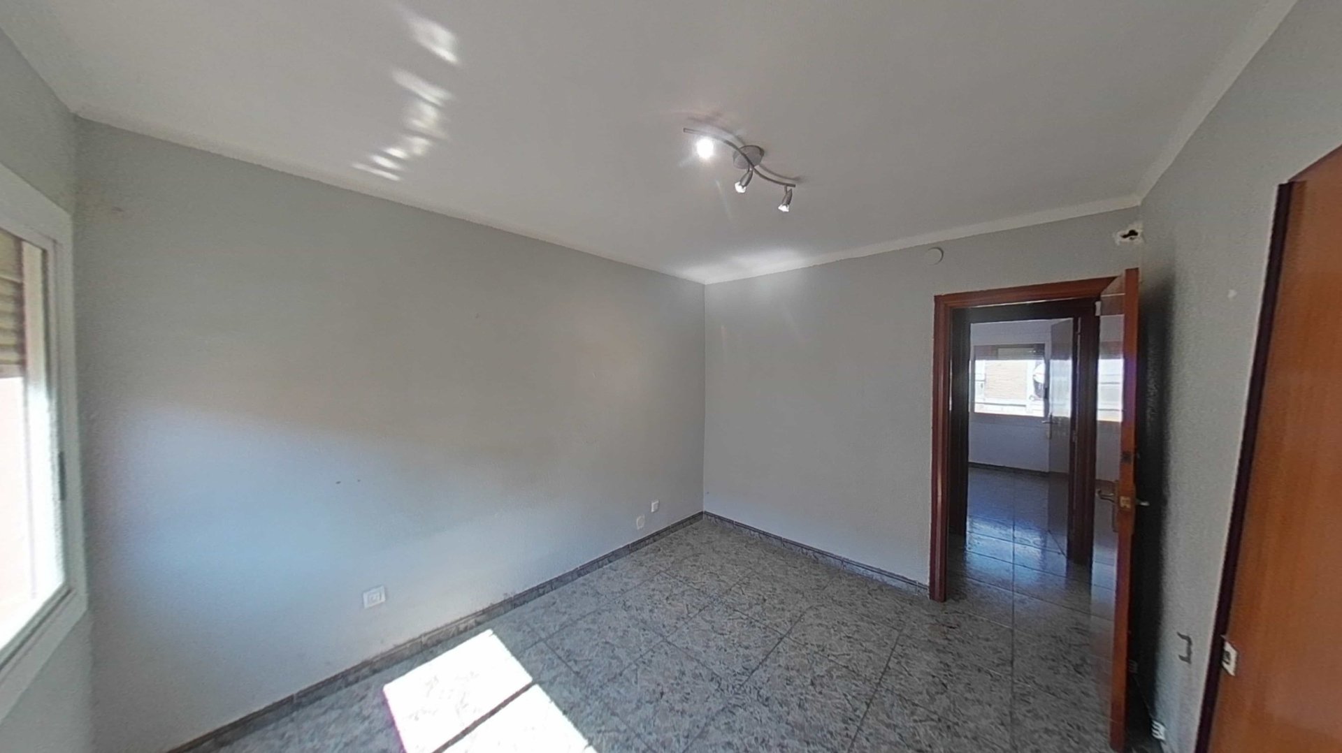 Apartament w Badalona, Barcelona, Hiszpania 3 sypialnie, 50 mkw. nr 172034