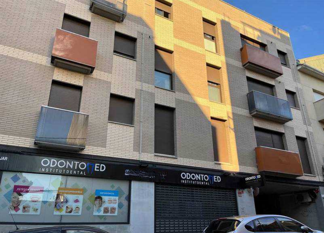 Autotallit Terrassa, Barcelona, Espanja 29 m2 No. 191330