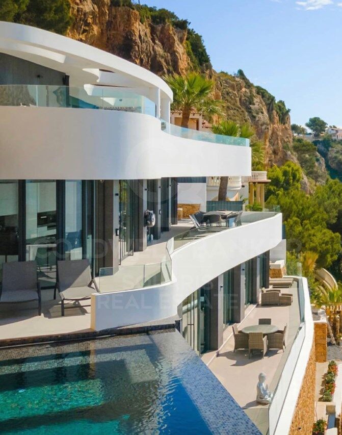 Villa i Javea, Alicante, Spanien 3 sovrum, 733 kvm. Nr. 160364