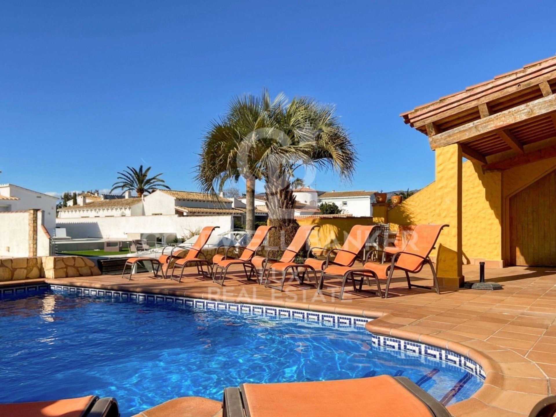 House à Empuriabrava, Girona, Espagne 7 chambres, 276 m2 No. 160368