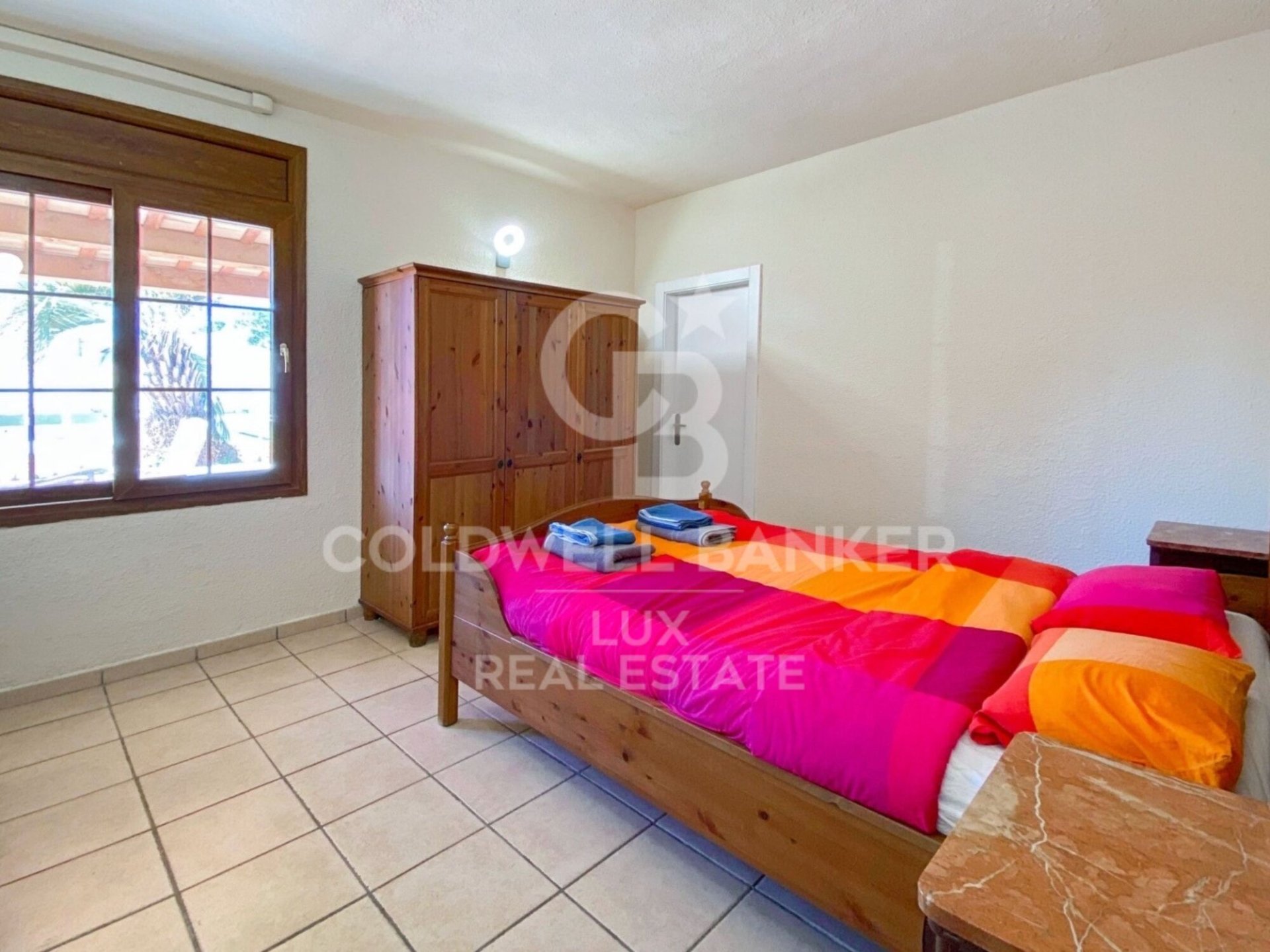 House à Empuriabrava, Girona, Espagne 7 chambres, 276 m2 No. 160368