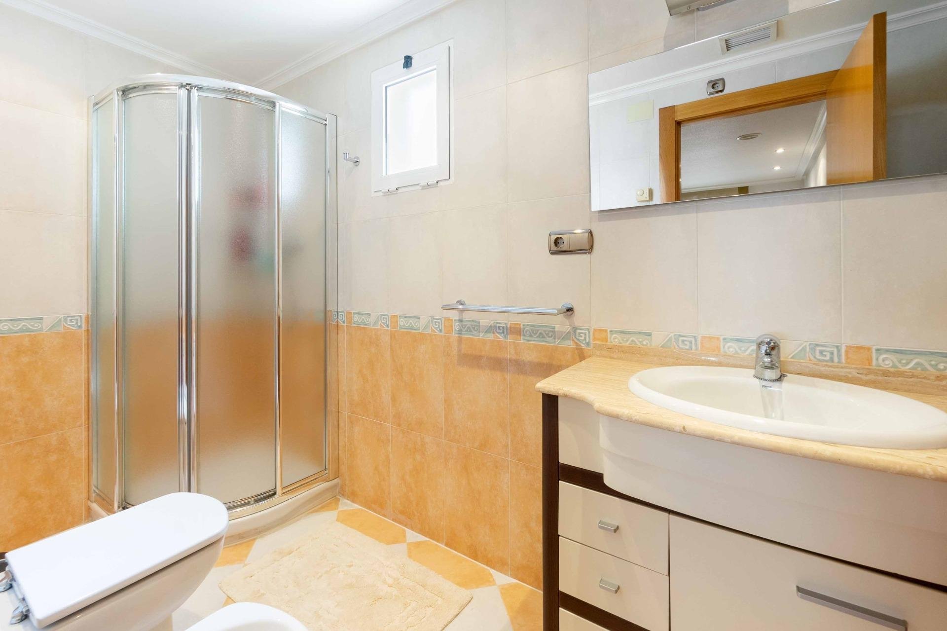 Attico a Torrevieja, Alicante, Spagna 3 camere da letto, 109 mq. N° 168748