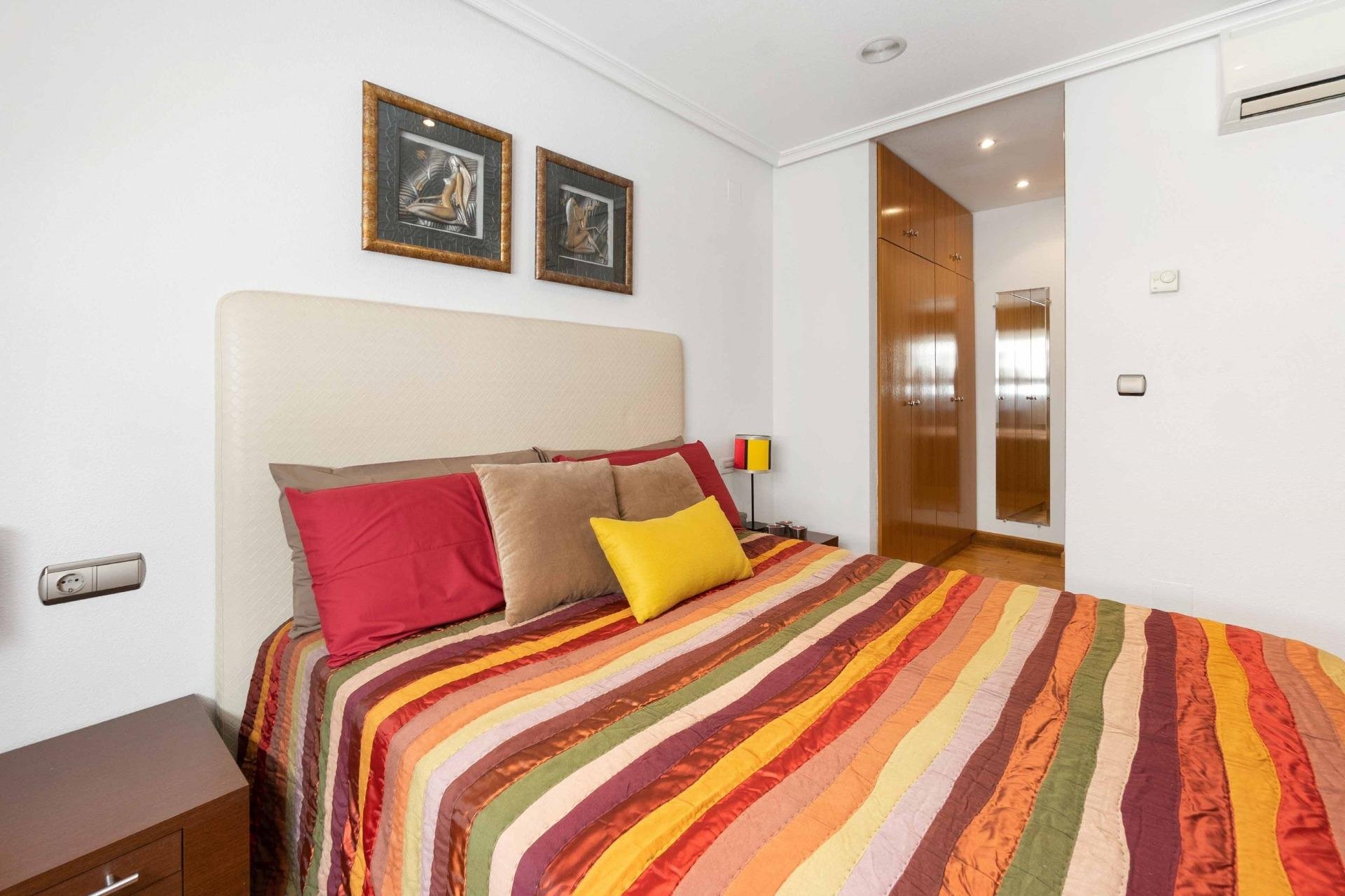 Attico a Torrevieja, Alicante, Spagna 3 camere da letto, 109 mq. N° 168748