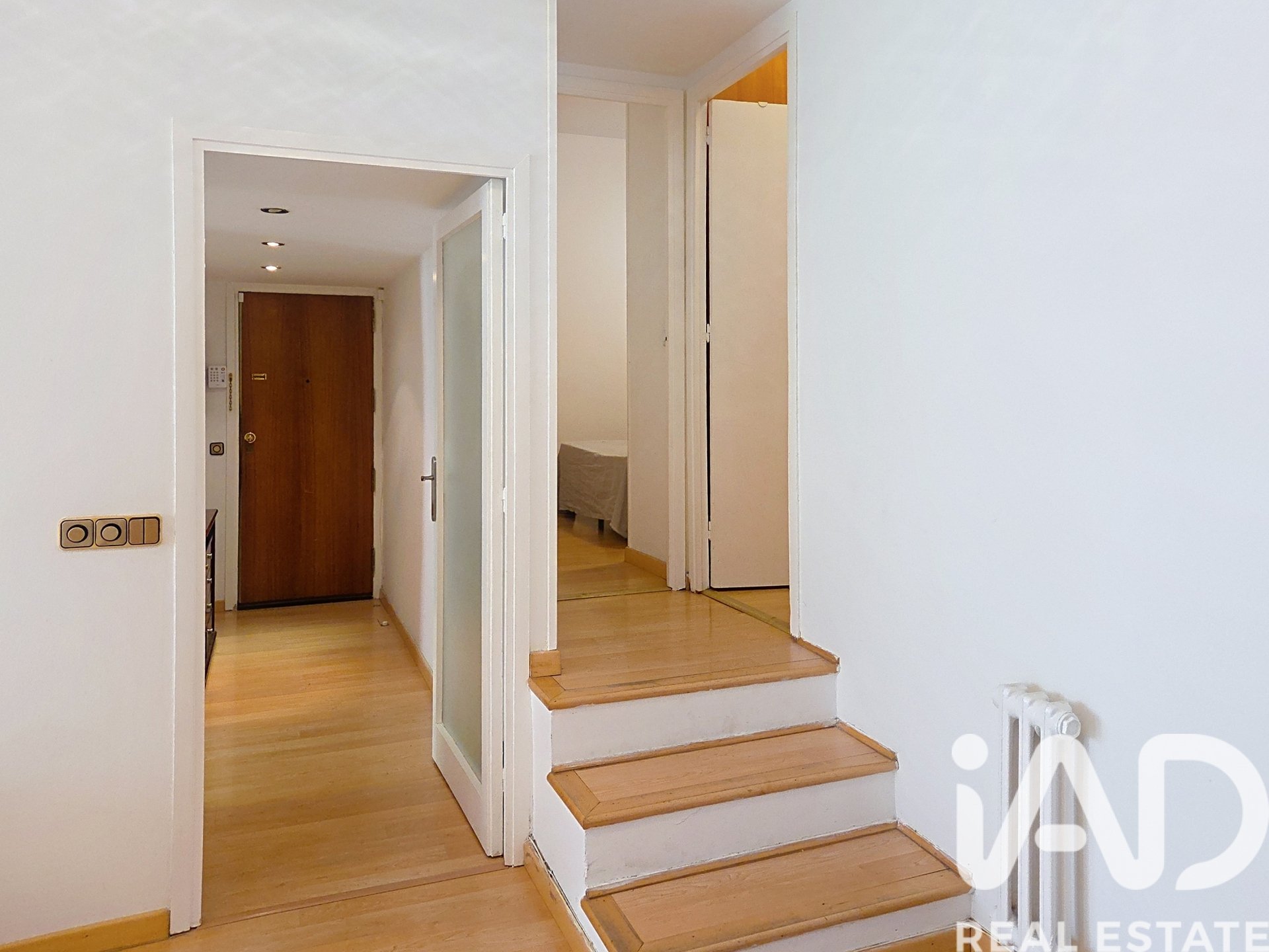 Wohnung in Barcelona, Spanien 3 Schlafzimmer, 88 m2 Nr. 172428